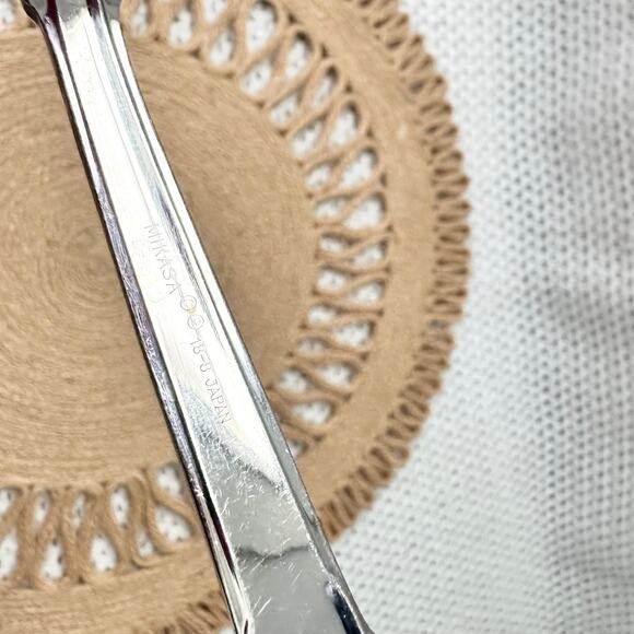 Mikasa Japan 18/8 Stainless Steel The Ritz Flatware Replacement Serving Spoon - Picture 5 of 5